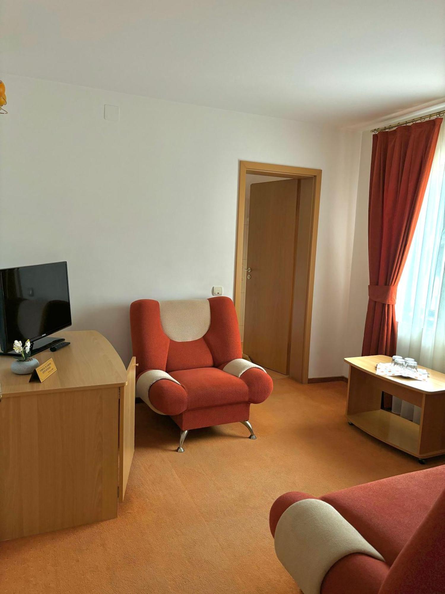 Pensiunea Atlantis Buşteni Extérieur photo