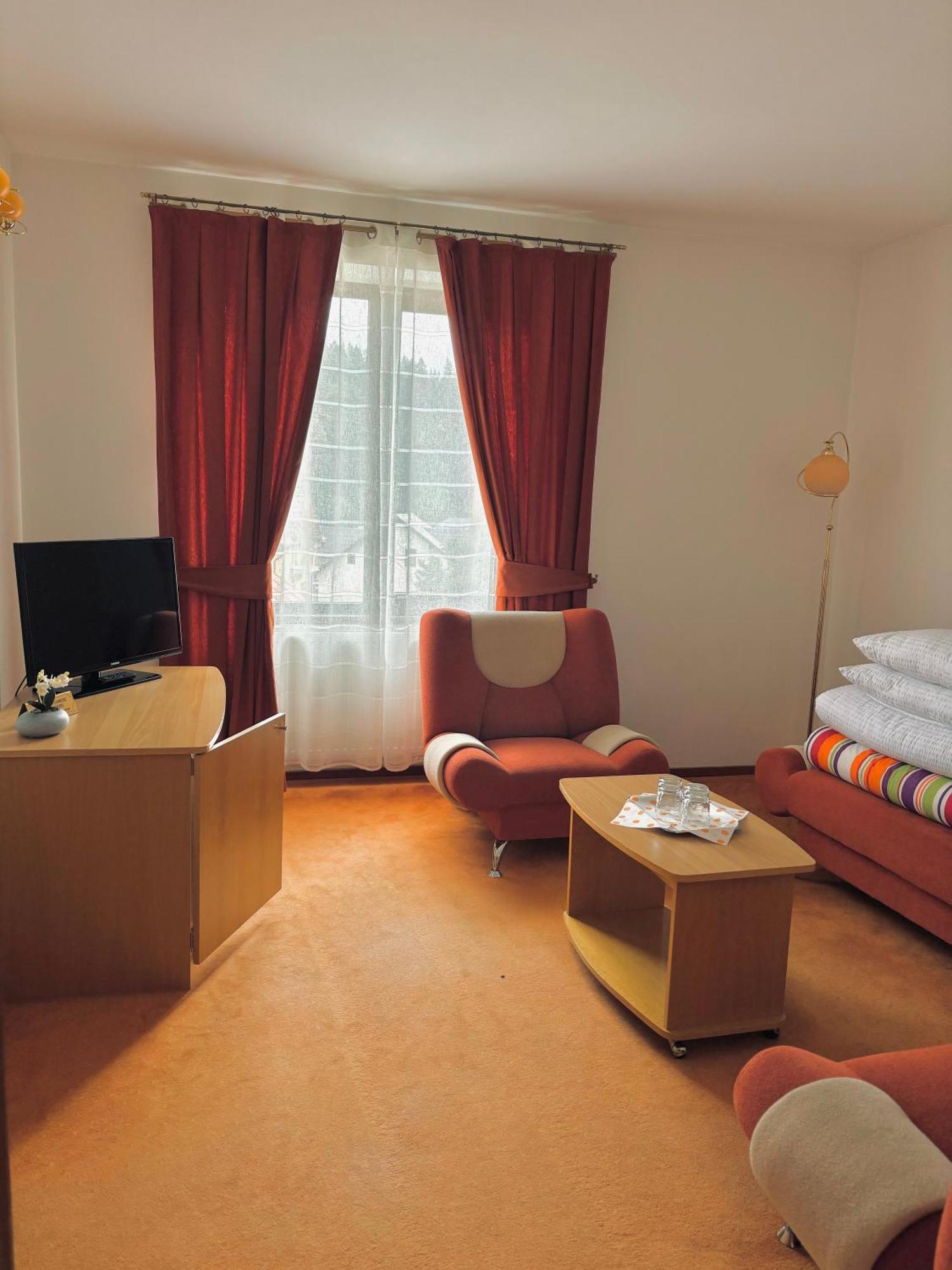 Pensiunea Atlantis Buşteni Extérieur photo