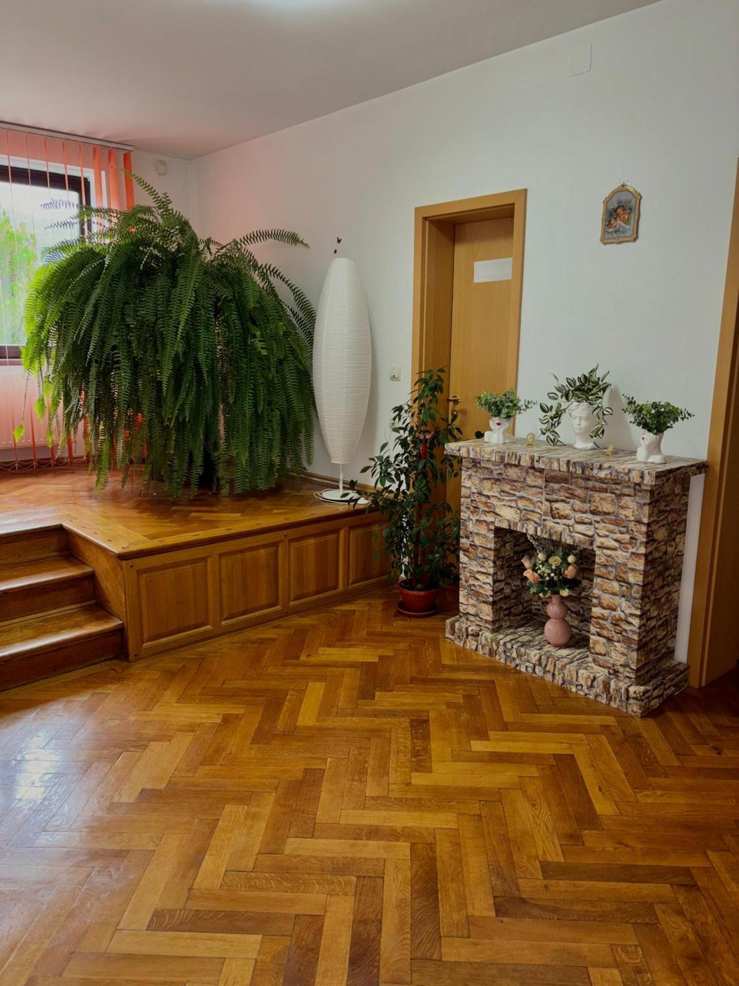 Pensiunea Atlantis Buşteni Extérieur photo